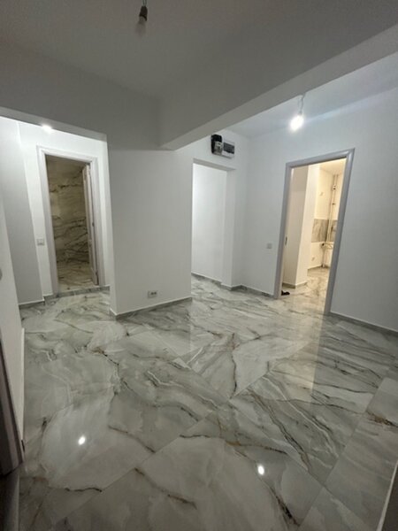 Rahova Ap 4 camere stradal 2 bai 2 balcoane bloc1979 20 de min piata Unirii