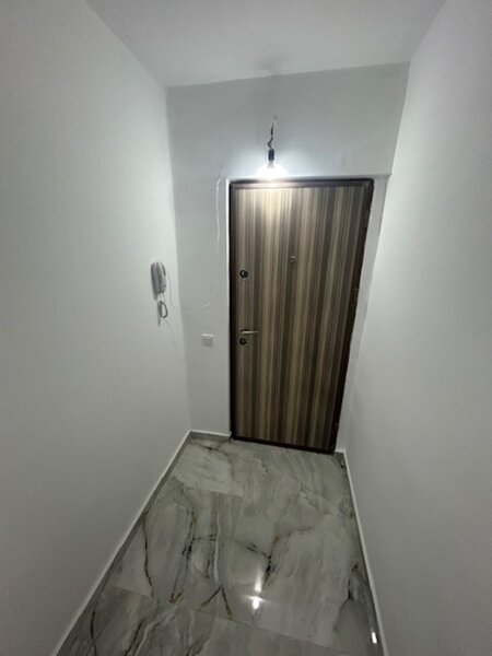 Rahova Ap 4 camere stradal 2 bai 2 balcoane bloc1979 20 de min piata Unirii